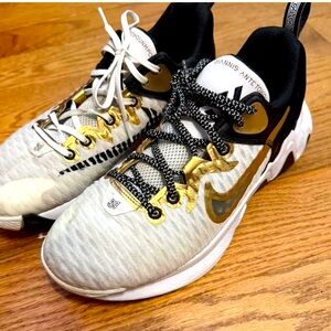 Nike Zoom KD 11 “Giannis Antetokounmpo” white and gold basketball trainers